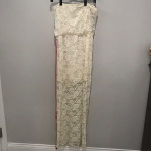 Strapless Paper doll dress with cute pink belt